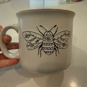 Heartland Hive Bee Ceramic Mug Honeycomb Interior Farmhouse Coffee Cup